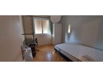 Location à RENNES - 77m² à 465 € CC - vue