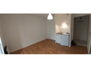 Location à RENNES (35000) - 18m² à 435 € CC - vue